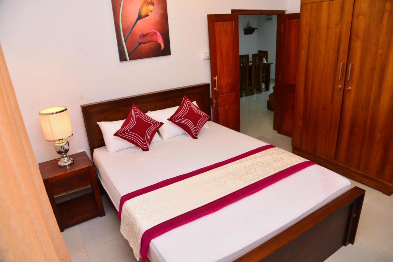 Sunshine Greens Bed and Breakfast Hikkaduwa Exterior foto