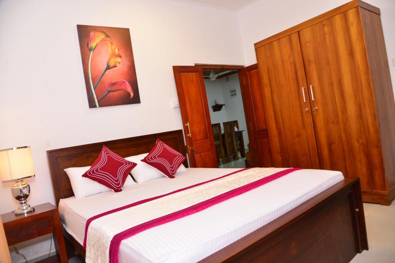 Sunshine Greens Bed and Breakfast Hikkaduwa Exterior foto